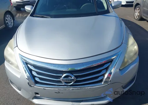 2015 Nissan Altima 2.5 from USA, damaged, VIN 1N4AL3AP4FN343761